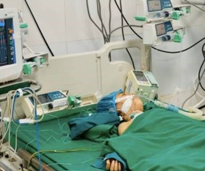 Uống nhầm thuốc trị trầm cảm, 3 chị em nguy kịch
