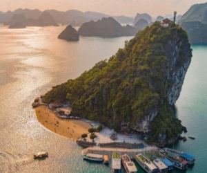 Không phải Nha Trang hay Phú Quốc, bãi biển Việt Nam lọt top đẹp nhất thế giới cách Hà Nội chưa đến 200km