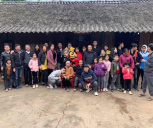 Cặp vợ chồng thọ nhất Việt Nam: Cụ ông 112 tuổi sống vui bên cụ bà 102 tuổi, cứ mùng 5 Tết là con cháu về sum vầy