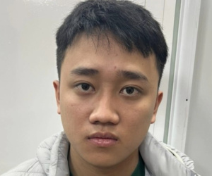 Bắt thanh niên cướp dây chuyền vàng tặng người yêu