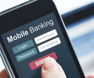Khách hàng Vietcombank kêu bị hack 43 triệu đồng, MoMo dính 'tai bay vạ gió'
