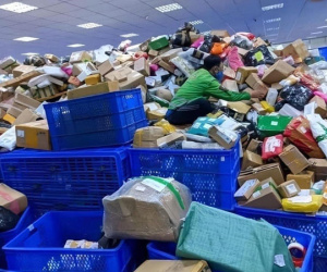 Ngóng shipper hơn ngóng người yêu, chủ kinh doanh quay cuồng xoay xở cận Tết