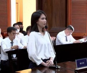 Ngọc Trinh về nhà sau khi hưởng án treo, cùng trợ lý làm ngay điều này