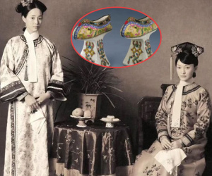 Giải mã đôi giày đế gỗ cao lênh khênh kì dị trong phim cung đấu: Phi tần thời nhà Thanh đi lại thế nào để không bị ngã?