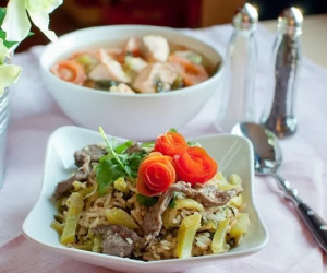 Cách chế biến món Cơm rang dưa bò đậm đà chuẩn vị