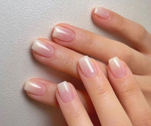 Các mẫu nail đơn giản nhưng sang xịn mịn cho nàng đón Tết