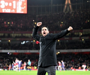 Nhìn Arteta ăn mừng, tưởng Arsenal vô địch Premier League