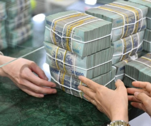 Top 10 ngân hàng 'hút' tiền gửi vào mạnh nhất