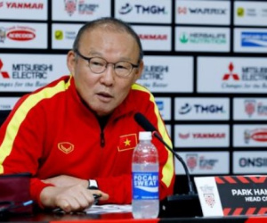Báo Indo: 'Ông Park Hang-seo hào nhoáng hơn Shin Tae-yong nên được tiến cử làm HLV tuyển Hàn Quốc'