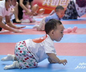 Xu hướng săn ‘Rồng con’ giúp Trung Quốc cải thiện tình trạng giảm dân số?