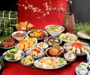 Một mình nấu mâm cơm Giao Thừa cho cả nhà chồng 14 người, nàng dâu có màn xử lý đỉnh như phim
