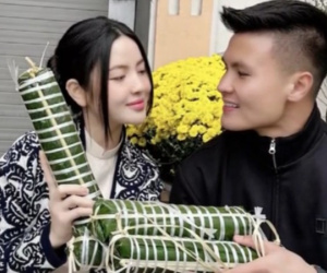 Hé lộ khoảnh khắc sum vầy của Chu Thanh Huyền với gia đình Quang Hải: Cùng gói bánh chưng, có mẹ chồng vẫn tình tứ thế này đây