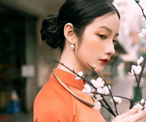4 kiểu tóc búi xinh, gọn lại không già, diện cùng áo dài, áo yếm ngày Tết là đẹp khỏi bàn