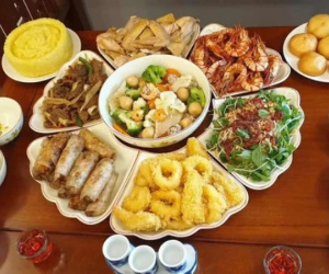 Mâm cúng và bài khấn cúng mùng 1 Tết
