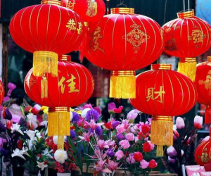 Về quê ăn Tết, mẹ chồng cho 1 giỏ trứng mang đi, mở ra xem con dâu bật khóc nức nở khi thấy lời nhắn