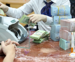 Có tiền nên đầu tư gì trong năm rồng?