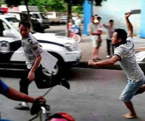 Người đàn ông bị đâm tử vong khi 'hóng chuyện'
