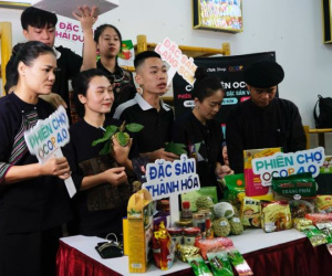 Đặc sản cháy hàng trên livestream, TikToker chốt đơn 100 tỷ