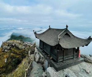 Loạt địa điểm đón 'biển người' du xuân: Có nơi ngay ở Hà Nội, có nơi vừa phục dựng lại sau gần 100 năm