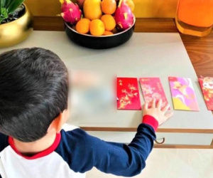 Bà nội hỏi: 'Tết năm nay tổng cộng 'thu hoạch' được bao nhiêu', con trai đáp 1 câu khiến mẹ phổng mũi tự hào