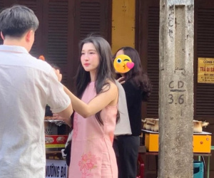 Á hậu Phương Nhi bị team qua đường 'tóm gọn' đi du lịch, nhan sắc qua camera thường gây sốt