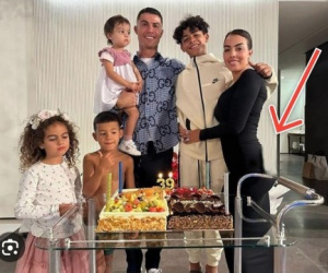 Choáng váng với màn cắt gọt vòng 3 quá đà của 'vợ hờ' Ronaldo