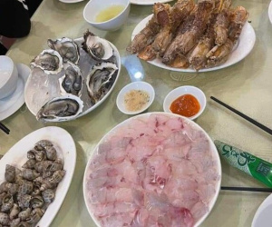 Vụ du khách ăn hải sản gần 12 triệu ở Quảng Ninh: Chính quyền đã có báo cáo xác minh