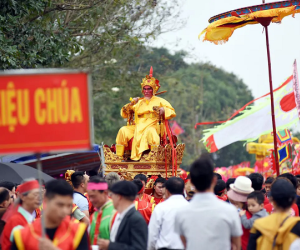 Khai ấn đền Trần, hội đền Bà Chúa Kho... và 10 lễ hội thú vị, độc đáo diễn ra trong 'tháng ăn chơi'