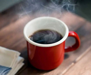 Lý do không nên uống cà phê khi mới ngủ dậy