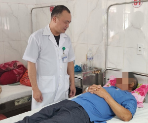 Gắp dị vật tồn tại suốt 7 năm trong đường hô hấp của người đàn ông