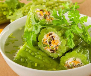 Vì sao nên ăn nhiều mướp đắng sau Tết?