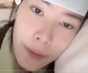 Nam Em 'xin thua' sau thông tin Sở Thông tin và Truyền thông lên tiếng vụ livestream 'bóc phốt'