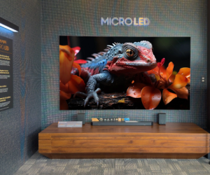Một người Việt vừa chi 3,5 tỷ mua chiếc TV đắt nhất của Samsung