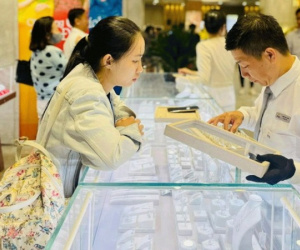 Giá vàng nhẫn cao chót vót 66 triệu đồng, đại gia vàng bạc báo điều bất ngờ