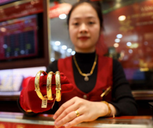 Giá vàng sẽ giảm khi sửa Nghị định 24, nhà đầu tư nên đợi thêm?