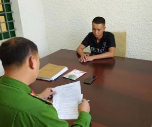 Tạm giữ thanh niên chuyên cho học sinh vay lãi nặng, đến 10.000%/năm