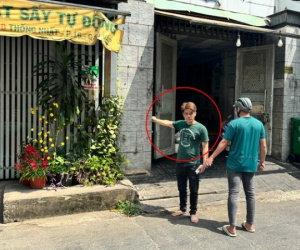 Bắt tên cướp giật điện thoại của cô gái đang chờ bạn trai trong hẻm