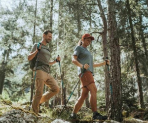 Trang phục trekking và những lưu ý quan trọng khi chọn đồ trekking