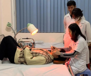 Nguyễn Trần Trung Quân bị méo miệng, liệt dây thần kinh sau show diễn ở Hải Phòng