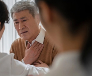 Phát hiện 'bí mật' của nàng dâu hiếu thảo, bố chồng lập tức về quê sống một mình