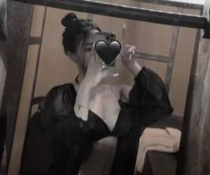 Hot girl Hải Phòng hẹn hò tiền đạo U23 Việt Nam khoe dáng nuột khi diện bikini 'mảnh mai'