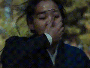 Mỹ nhân diễn như bị 'ma nhập' làm bùng nổ phòng vé, cư dân mạng đòi trao ngay cúp Daesang