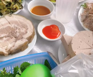 Mâm cỗ cưới ở Thái Bình khiến dân mạng rần rần: Tận 12 món, nhiều món không phải nơi nào cũng có
