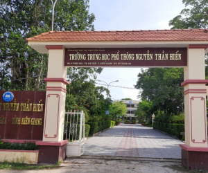 Bị tố dụ dỗ làm học sinh mang thai 26 tuần, thầy giáo trường cấp 3 nói gì?
