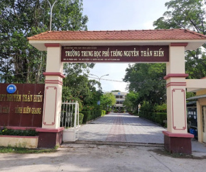 Thầy giáo bị 'tố' làm nữ sinh lớp 12 mang thai 26 tuần: 'Tôi nhận được sự đồng thuận, không lừa gạt, dụ dỗ'