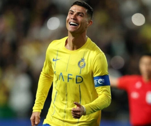Bị phạt 200 triệu vì có hành động phản cảm trước mặt fan đội bạn, Ronaldo mất bao lâu để kiếm xong số tiền này?
