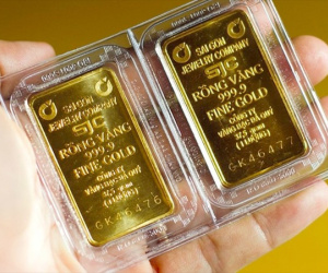 Giá vàng lại tăng sốc, vàng SJC lên sát 81 triệu đồng/lượng
