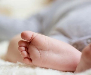 Con trai tử vong ngay trước mặt cha mẹ vì sặc khi đang nôn