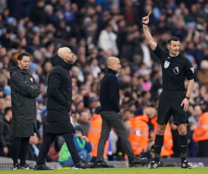 MU thua ngược Man City: Ten Hag chỉ trích trọng tài, Pep Guardiola nói gì?