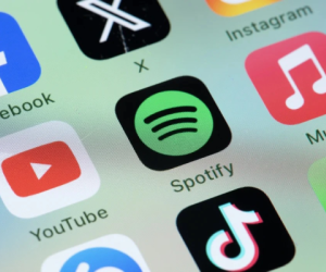 Lạm dụng vị thế để chèn ép đối thủ, Apple bị châu Âu phạt 2 tỷ USD